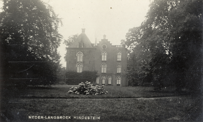 602374 Gezicht op het kasteel Hinderstein (Langbroekerdijk A 115) te Nederlangbroek (gemeente Langbroek).